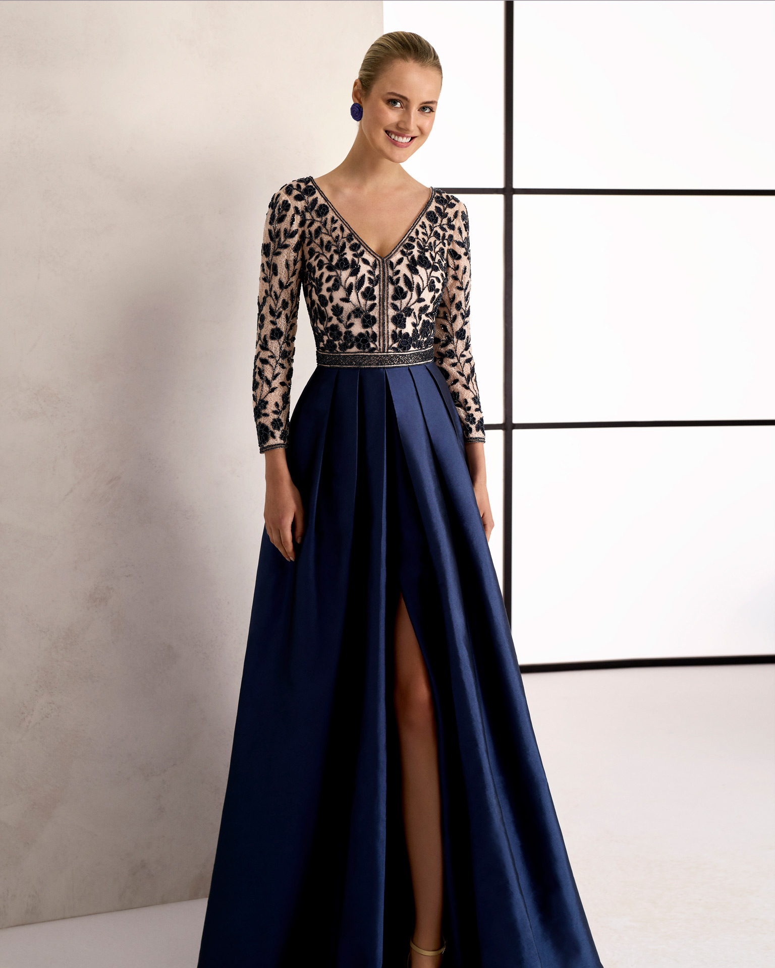 Rochie din tafta cu pliuri