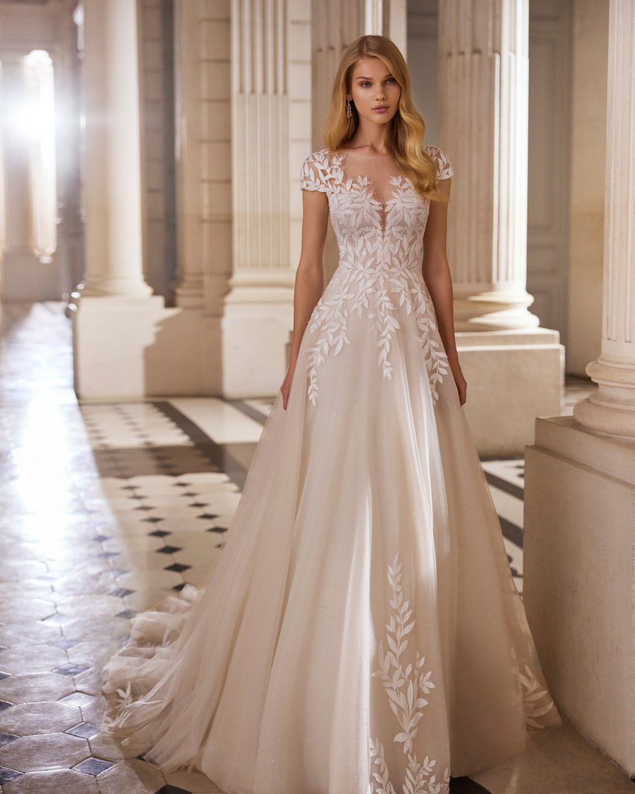 Rochia de mireasa din tulle
