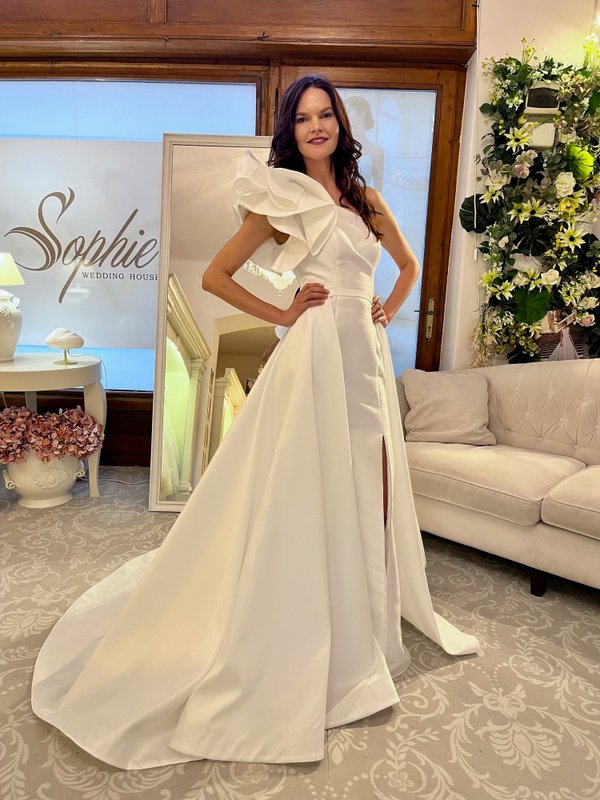 Rochie de cununie 8J3H8 – Marfil Barcelona