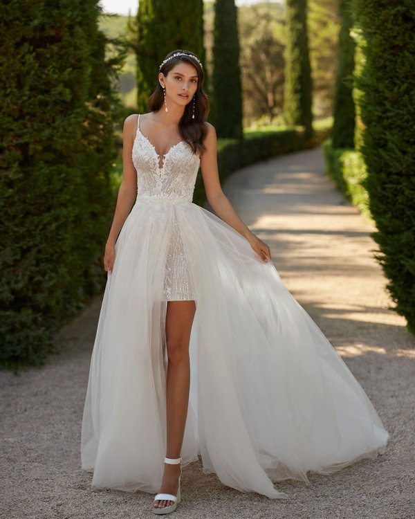 Rochie de mireasa 2 in 1 din broderie