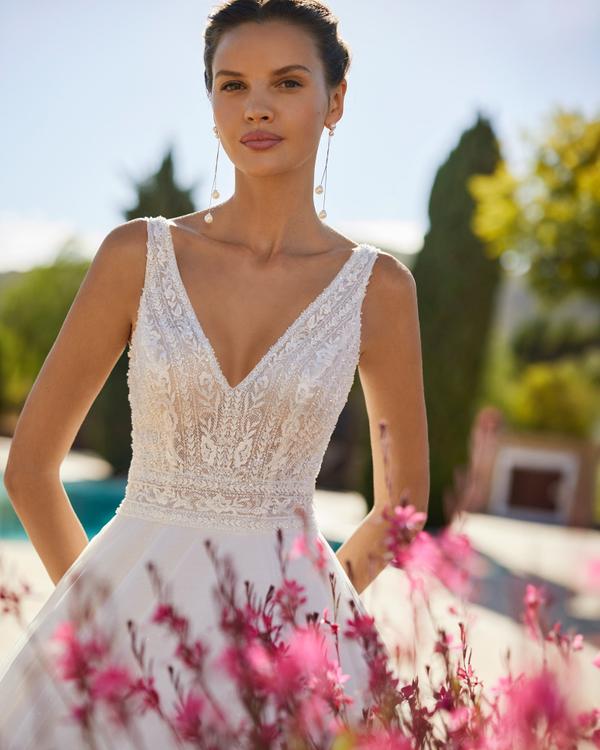 Rochie de mireasa ampla