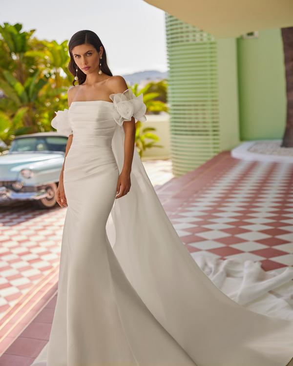 Rochie de mireasa stil sirena